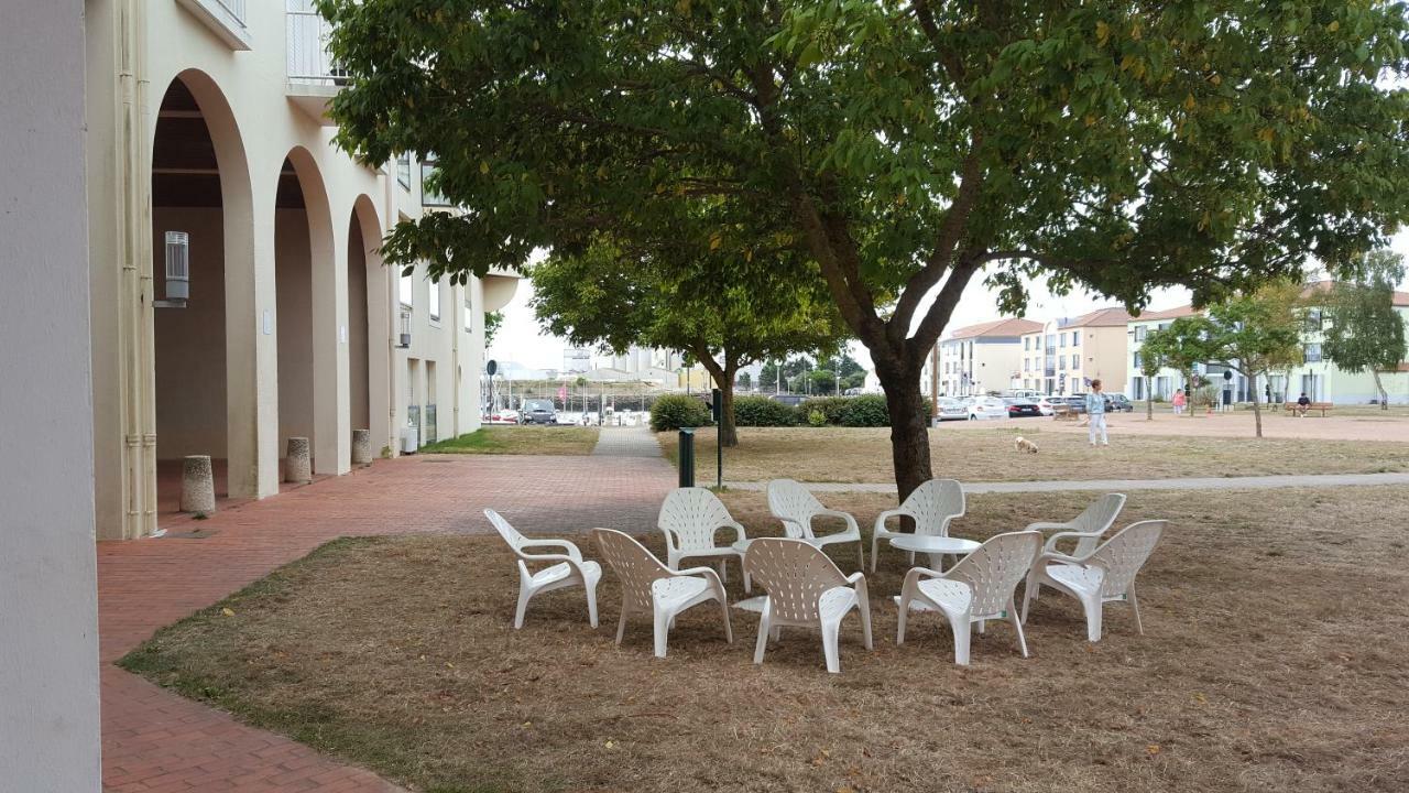Studio Port De Plaisance Les Sables-d'Olonne Exterior photo